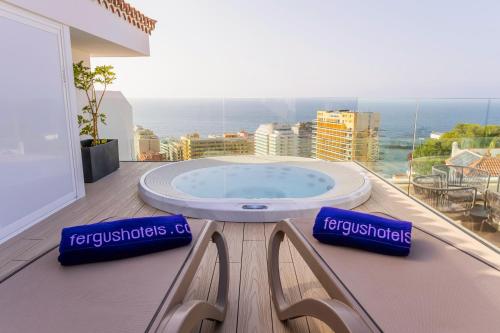 FERGUS Puerto de la Cruz - image 3