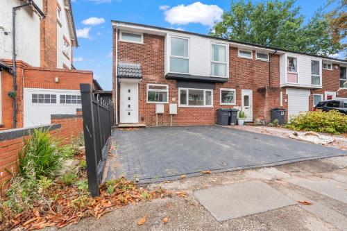 Moseley Haven - Luxury House - Free Parking and Wi-fi