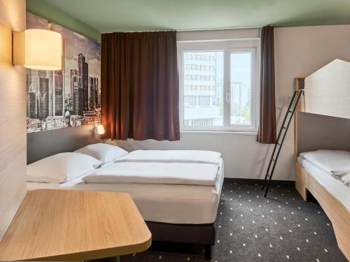 B&B Hotel Frankfurt-West Room Type - Family Room