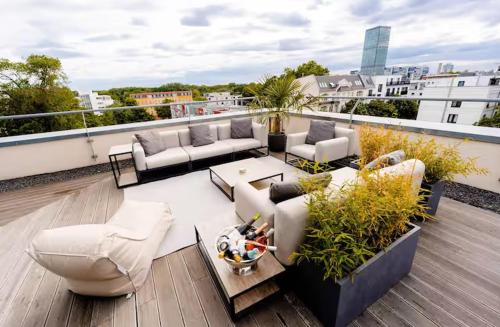 Stralau360 - Exclusive Penthouse with Sauna & Panoramic Rooftop, Berlin (photo 3)