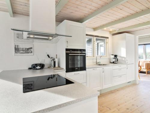 Holiday Home Benda - 348m from the sea by Interhome in จอร์ริง