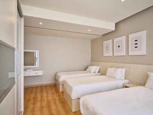 Fintas Dunes - Family Only, Кувейт (фото 8)