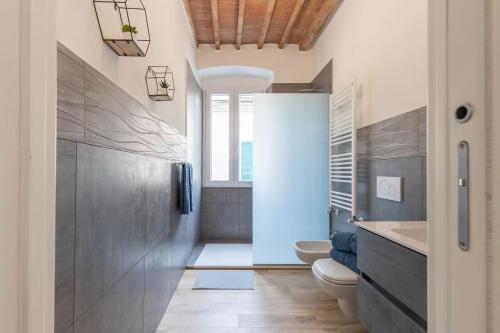 Alaric - appartement 4 personnes - check in h24 - wifi near Mur des Canuts