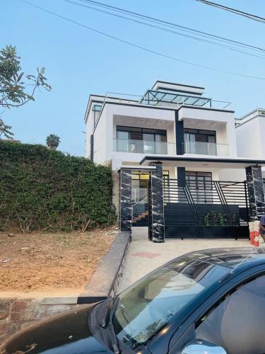 Rwanda Fine cars and apartment