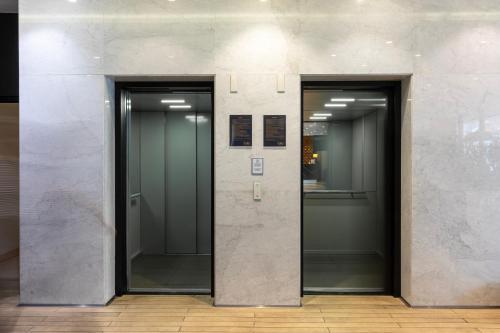 Holiday Inn Express Belgrade - City - image 9