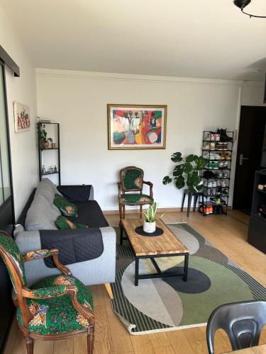 Bright showcase, Charm & thoughtful decoration, París