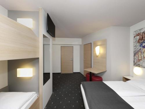 B&B Hotel Berlin Alexanderplatz - image 14