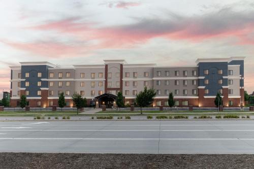 Staybridge Suites Denver - Central Park by IHG