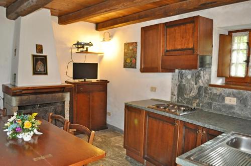 virtuve, Borgo Isola Santa in Careggine