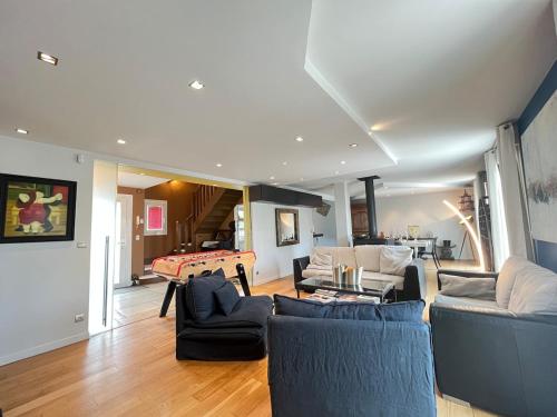 Les hauts de Merfy maison 5 chambres avec piscine in Saint-Thierry