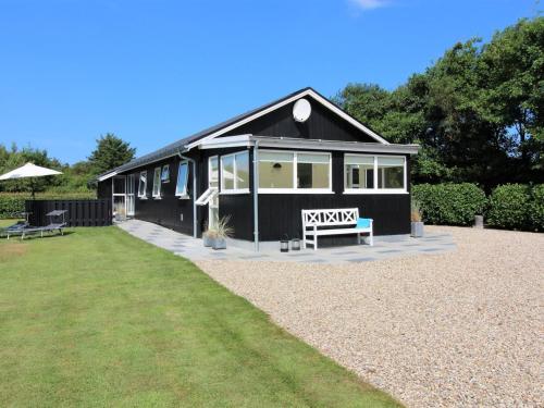 Holiday Home Kadir - 500m from the sea by Interhome in Oksby