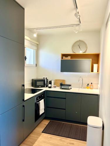 Cocina, Caesarea -Sunset Sea View in Caesarea