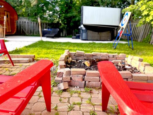 Hot Tub BANYA Sauna True Cottage experience in Innisfil (ON)
