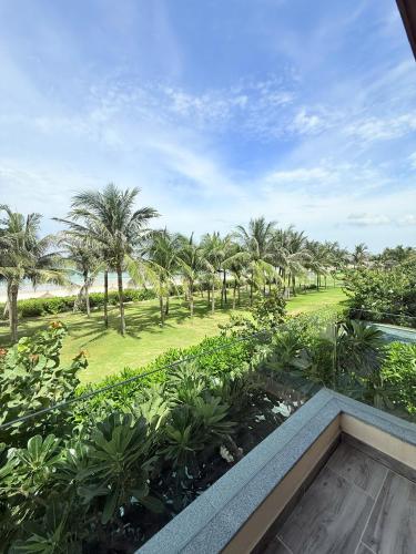 Villa 3BR Beach Front