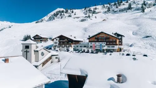 Hotel Enzian in Zürs am Arlberg, Österreich