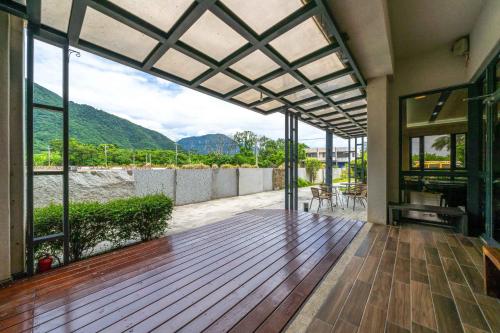 涵云villa太魯閣 in Qijin District