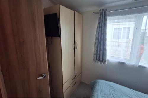 3-Bed Caravan - Sleeps 8 - Pool, Skegness (foto 10)