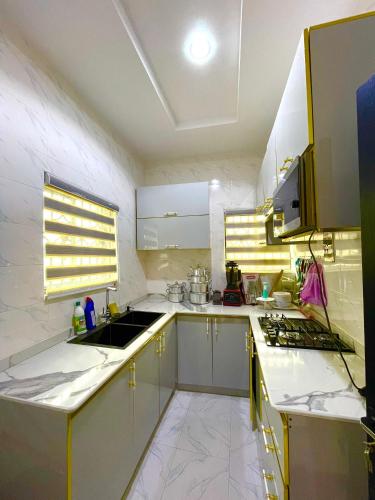 Your home away from home in Mafoluku