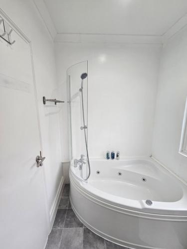 Mirandas Place in Gillingham