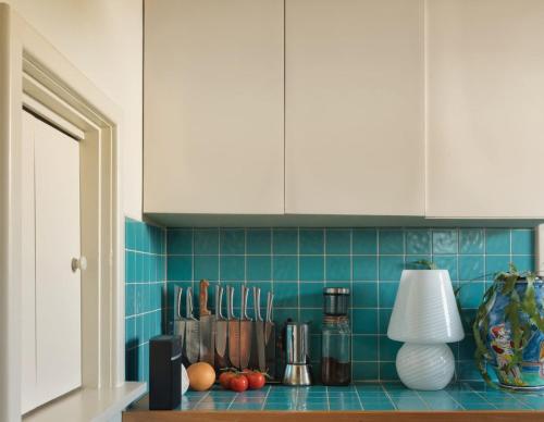 Cleopatra Villa Inspired Art Deco Apartment in Kew