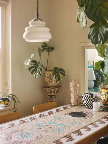 Cleopatra Villa Inspired Art Deco Apartment in Kew