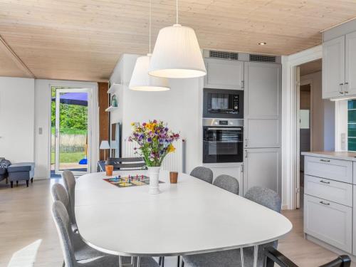 Holiday Home Naya - 500m from the sea by Interhome in Diernaes