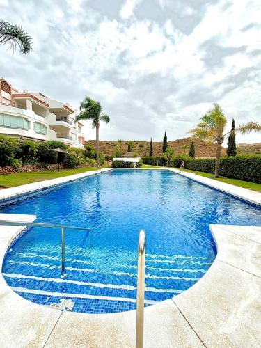 Kolam renang, Delicate child friendly ground floor apartment in Lagar Martel