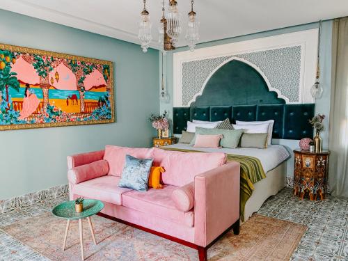 room detail thumbnail 1