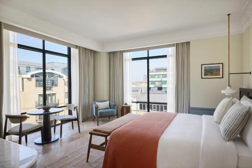 room detail thumbnail 0