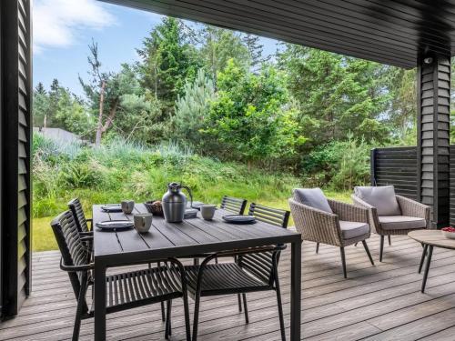 Holiday Home Jonas - from the sea by Interhome in Hals