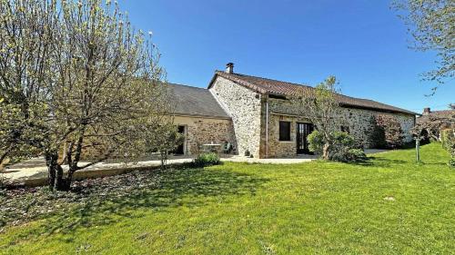 Fayollas gîte à louer Firbeix