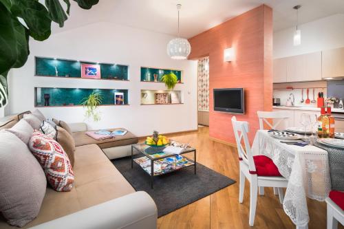 Alexandra's City Center Apartment I, Sofia (photo 3)