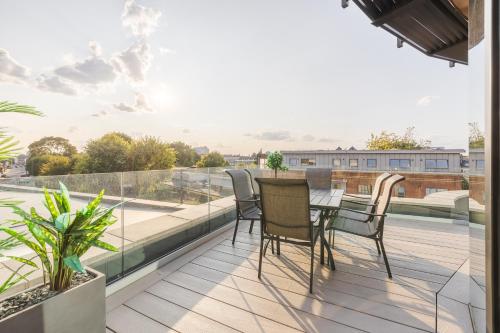 Penthouse in Fulham/West Kensington 3 Bedrooms - image 13