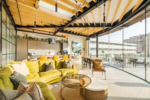 Penthouse in Fulham West Kensington 3 Bedrooms, Londyn