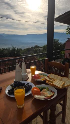 Eten en drinken, Hostel The Old Gate in Gjirokaster
