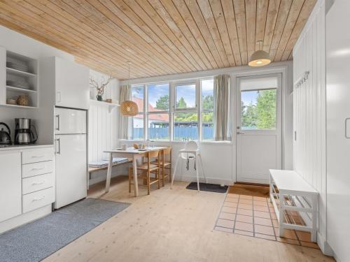 Holiday Home Dorrit - 200m from the sea by Interhome in Vaeggerlose