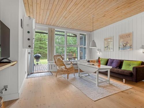 Holiday Home Dorrit - 200m from the sea by Interhome in Vaeggerlose