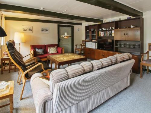 Holiday Home Henrieke - 10km from the sea by Interhome in Osterende Ballum