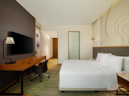 1 queen bed