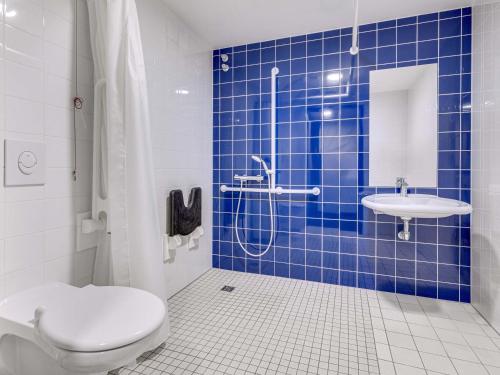 B&B Hotel Bremen-Überseestadt - image 7