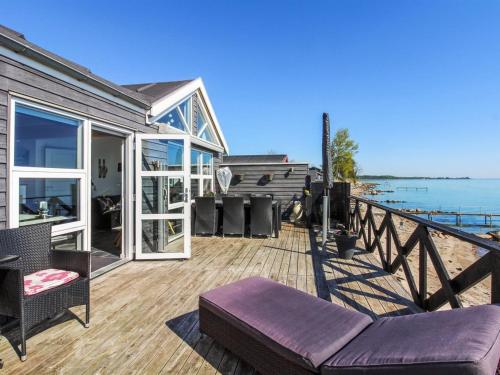  Holiday Home Grim - 5m from the sea by Interhome in Brohave
