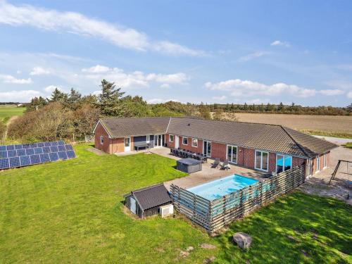  Holiday Home Stefania - 700m from the sea by Interhome in Bredebro