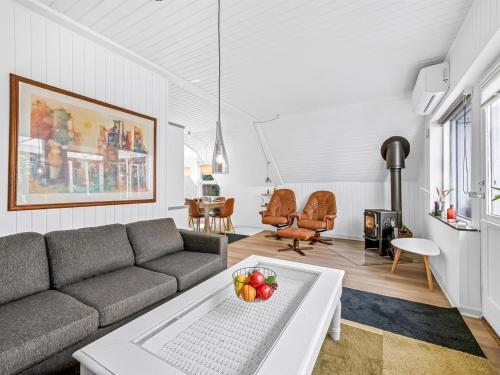 Holiday Home Dorthe - 300m to the fjord by Interhome in Hemmet