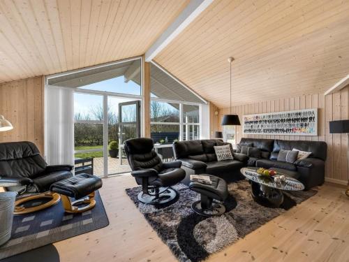 Holiday Home Haagen - 600m to the fjord by Interhome in Skaven