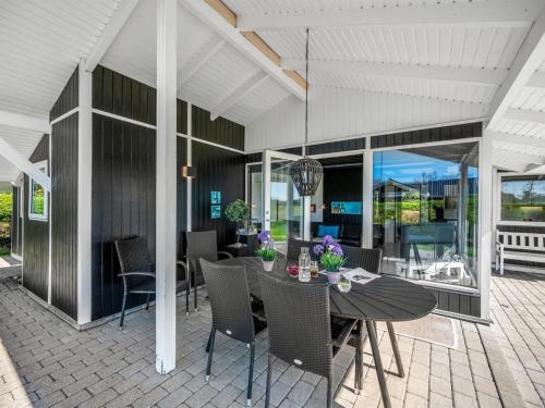 Holiday Home Sigbrith - 350m to the fjord by Interhome in Hemmet