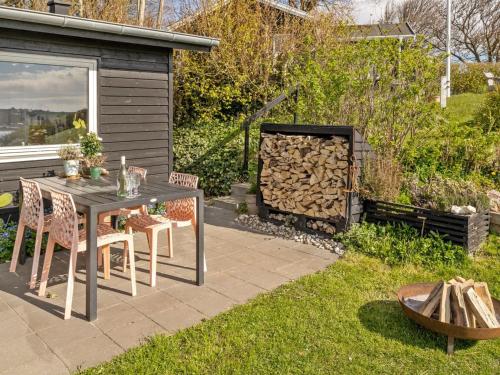 Holiday Home Nielsen - 30m to the fjord by Interhome in Thisted