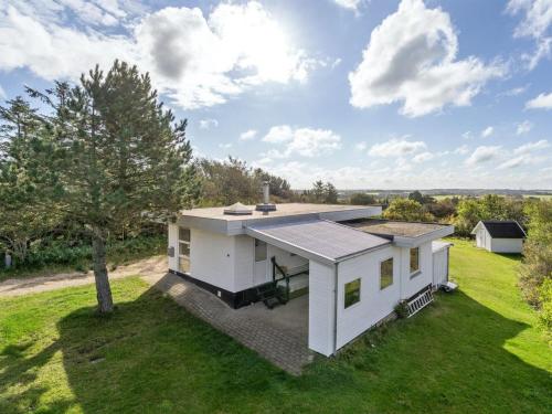 Holiday Home Tomine - 500m to the fjord by Interhome