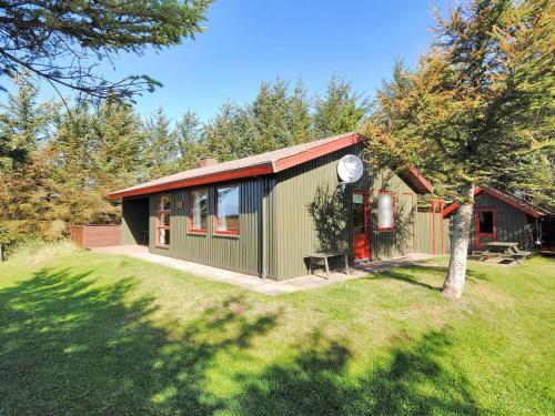  Holiday Home Neven - 900m from the sea by Interhome in 7700 Torsted