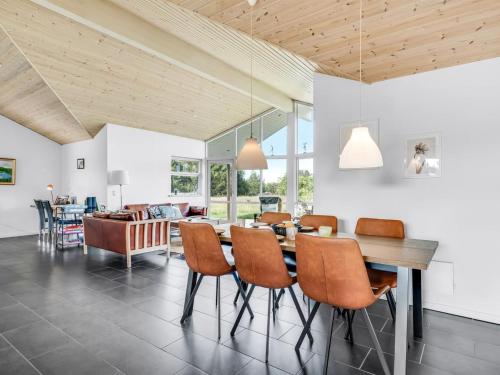 Holiday Home Sulki - 3-5km from the sea by Interhome in Norklit