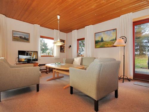 Holiday Home Palle - 2km from the sea by Interhome in Stenbjerg